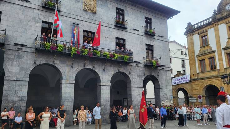 Giro bikainean hasi dira herritarrak San Roke eguna ospatzen